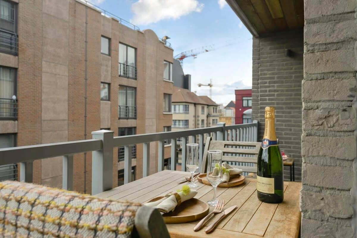 Huswell - Stunning Modern Apartment With Terrace And Parking Knokke-Heist Exterior foto